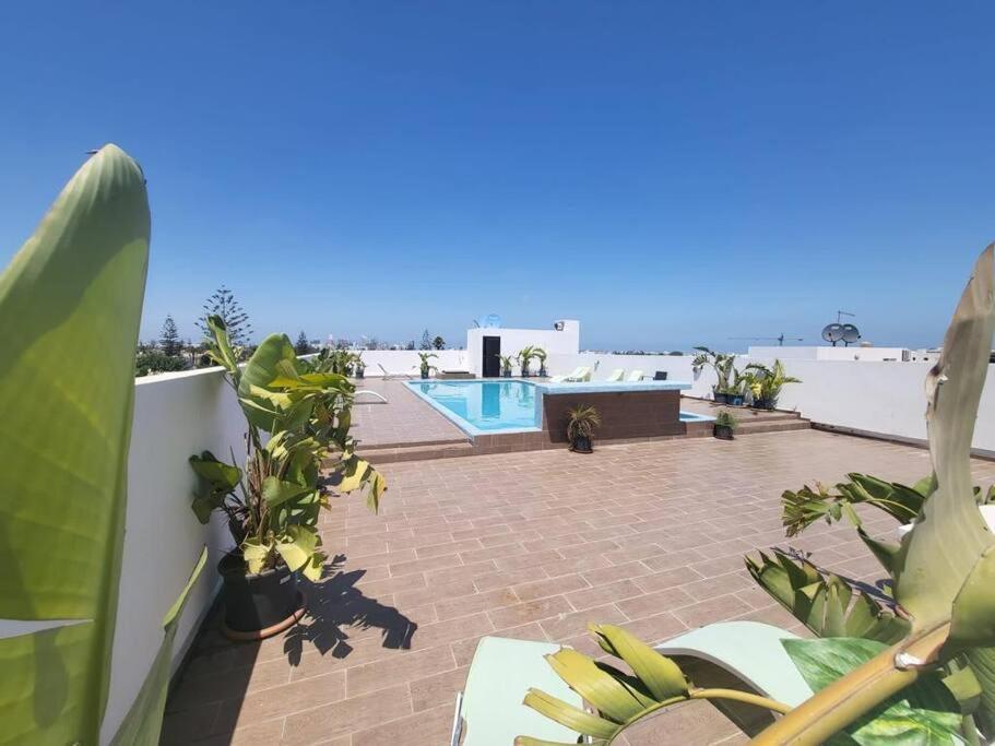 Chez Miguel Appartement Casablanca Avec Piscine Luaran gambar